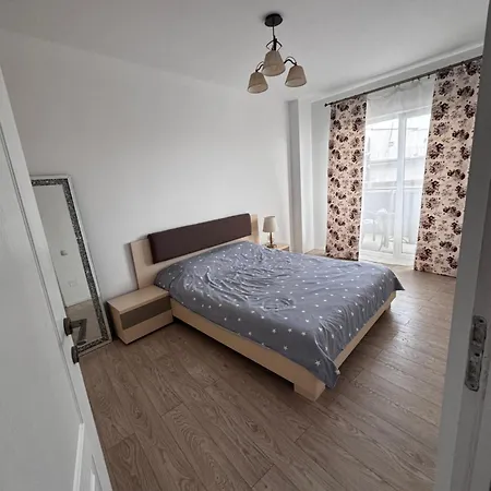 Apartament 2 Cu Balcon