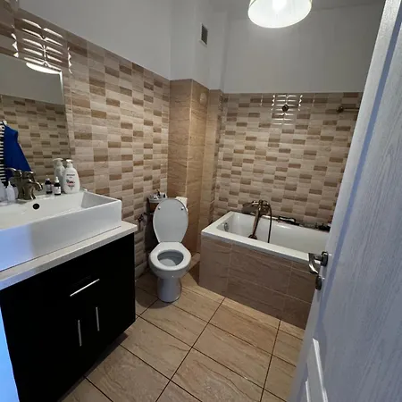 Apartament 2 Cu Balcon 아파트